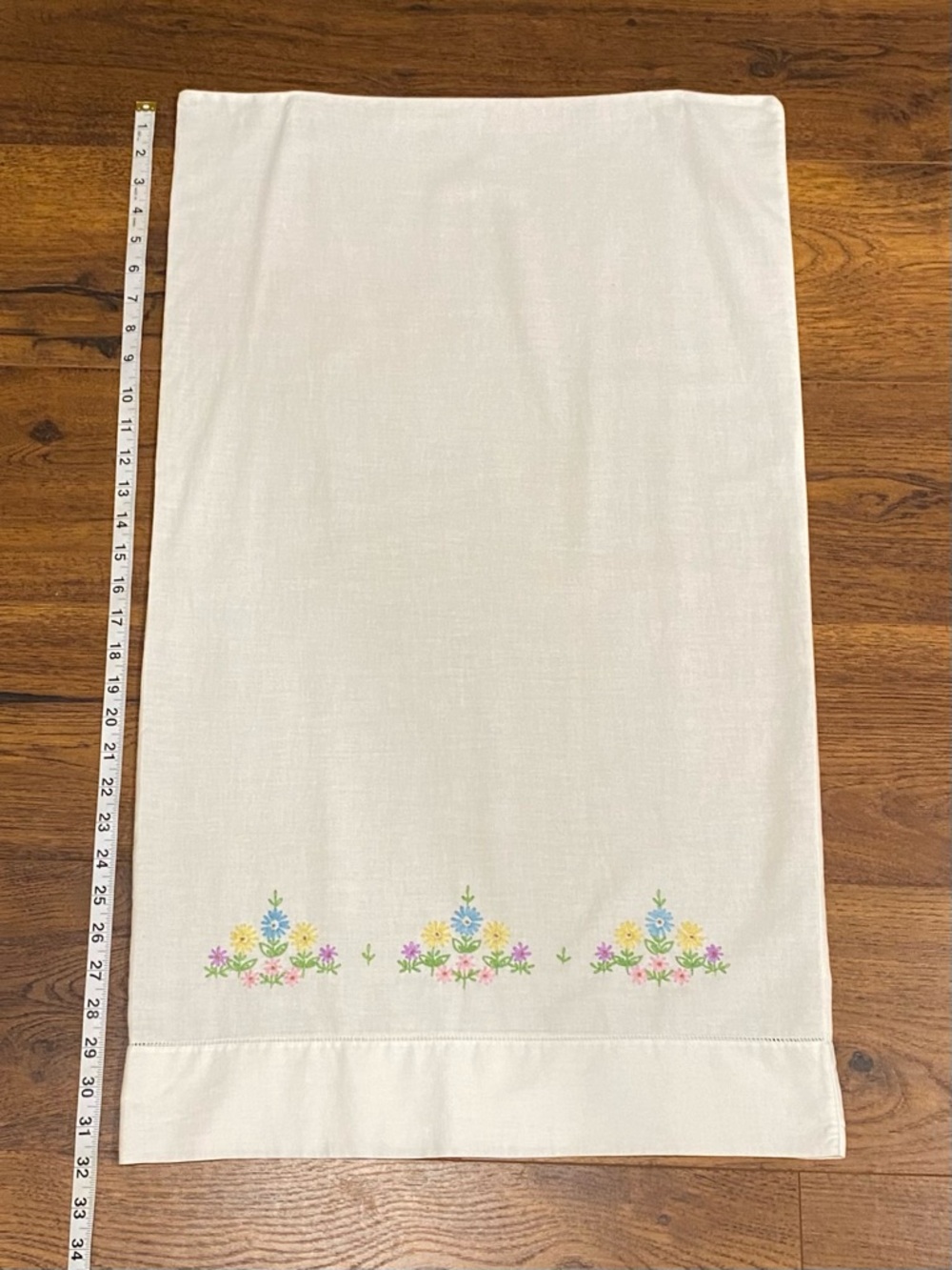 Vintage White Cottagecore Pillowcase with Embroidered Pastel Daisies - Picture 3 of 7
